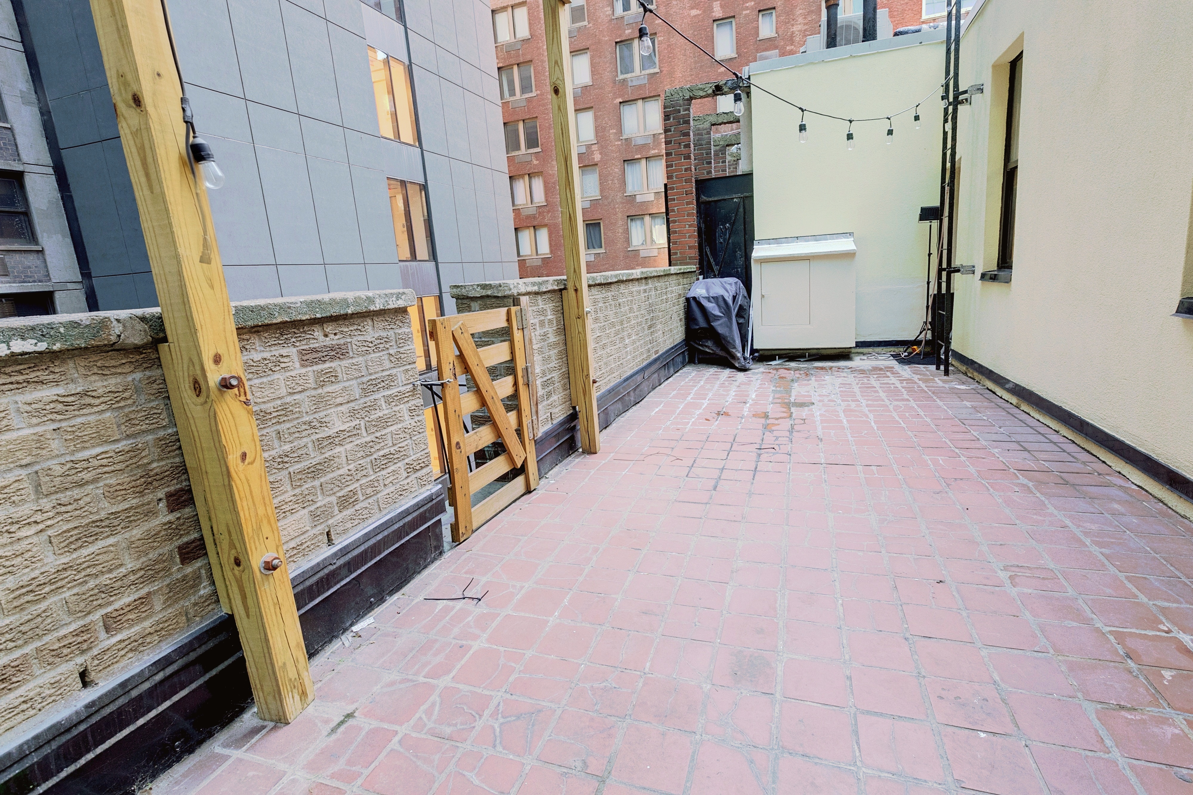 105 W 55th St, PH4, New York, NY 10019, USA - Image 1